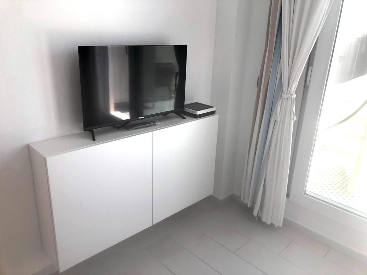 Atico En La Playa Con Terraza Privada Apartment La Cala Del Moral ภายนอก รูปภาพ